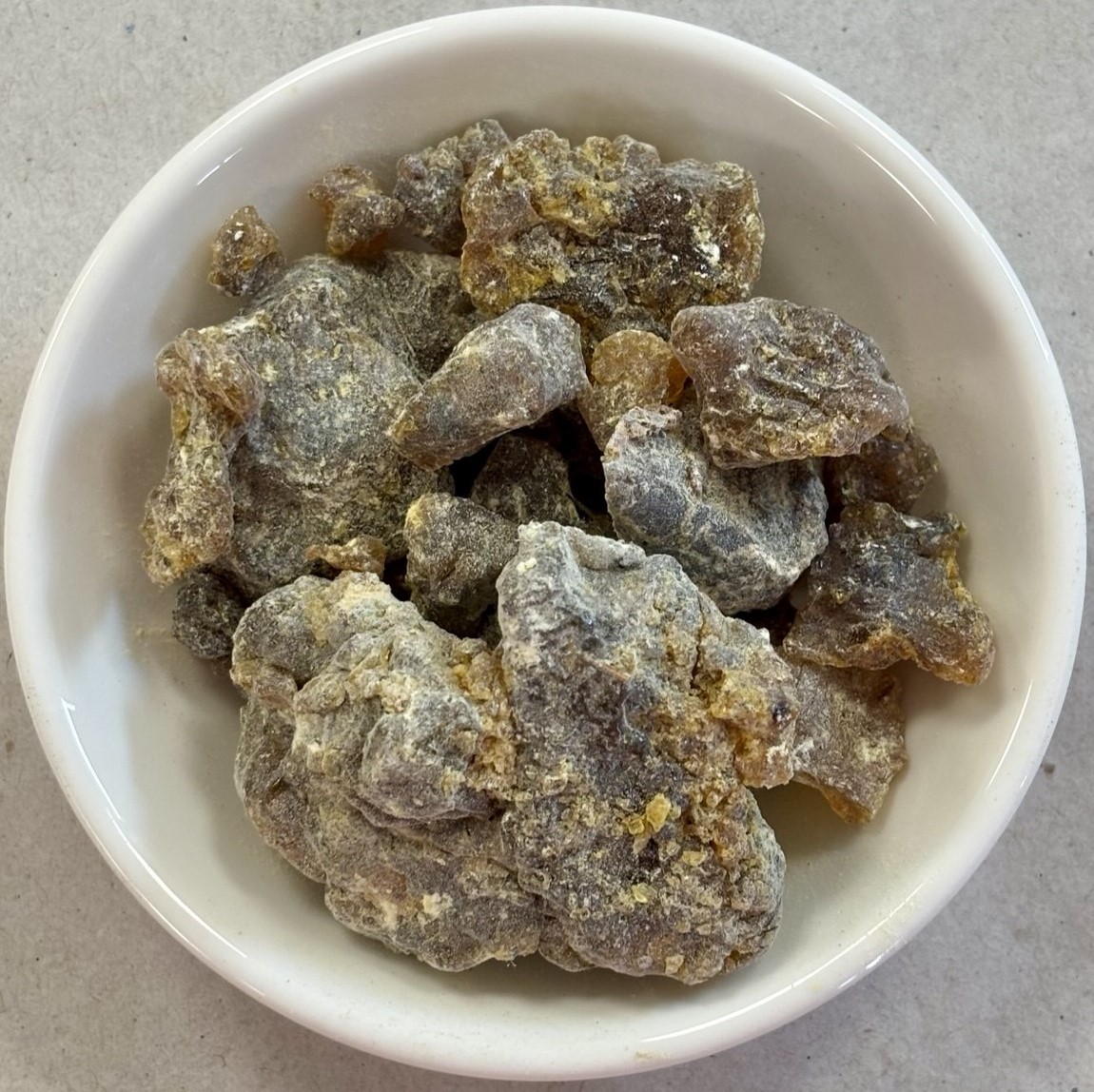 Különleges mirha gyanta Afrikából, melyet tradícionálisan a namíbiai Himba nomád törzs nőtagjai gyűjtik